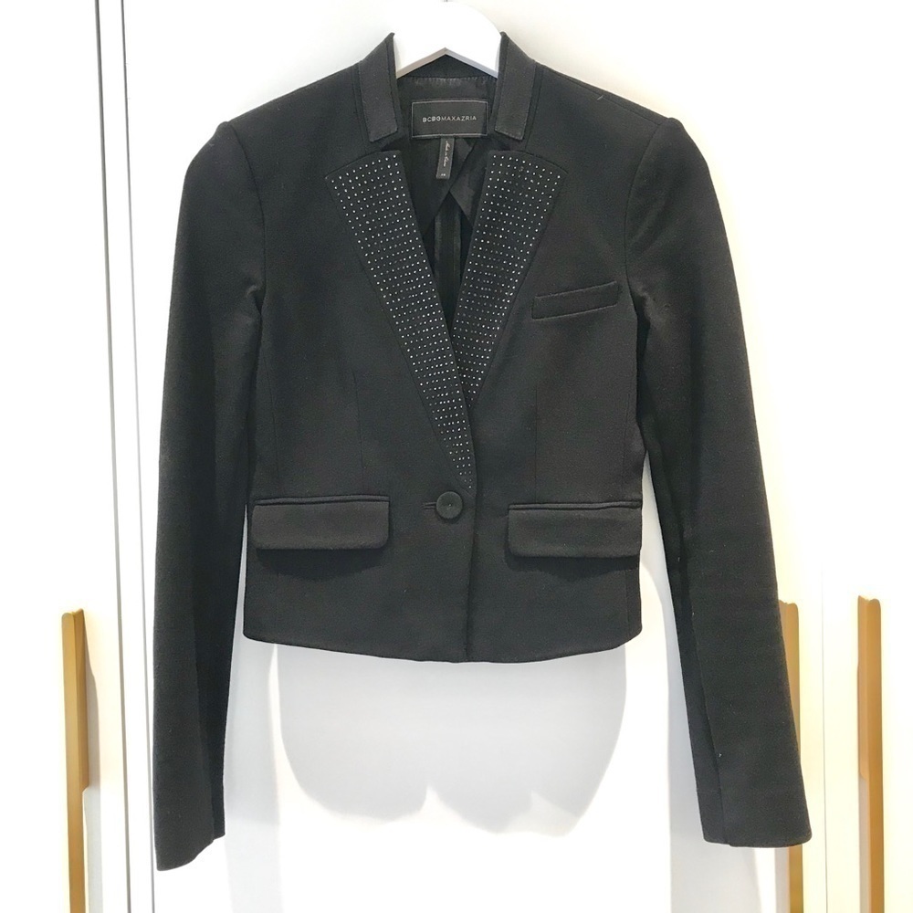 𝅺BCBG Tuxedo Jacket w/rhinestone lapel